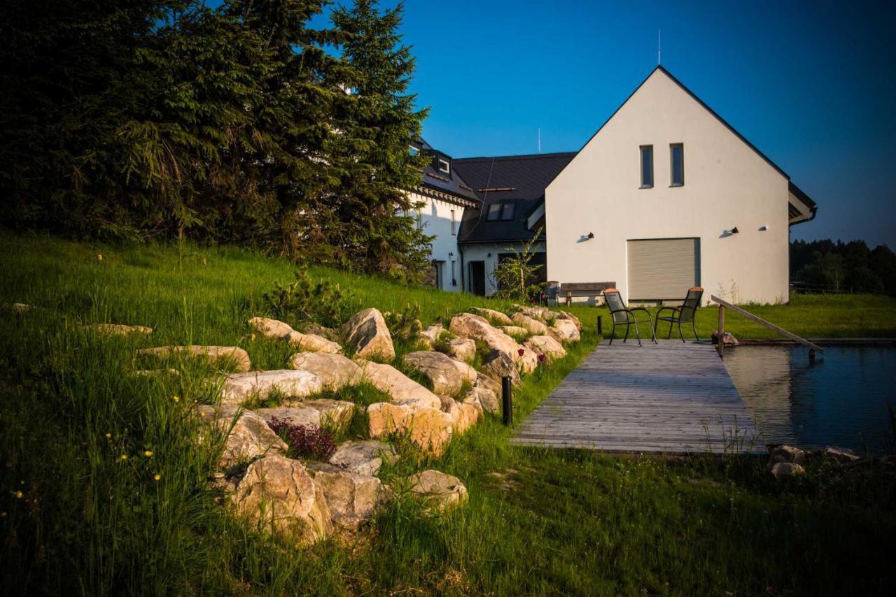 Usedlost U Lipy Blatiny Sněžné Exteriér fotografie